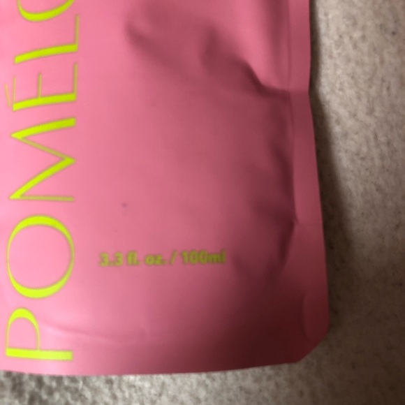 Pomelo + co vanilla boost ultra repairing hair mask 100ml - Picture 2 of 4